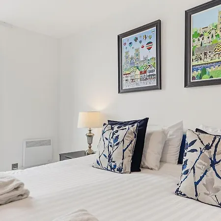 Minster View - Free Parking & Gym - Sleeps 6