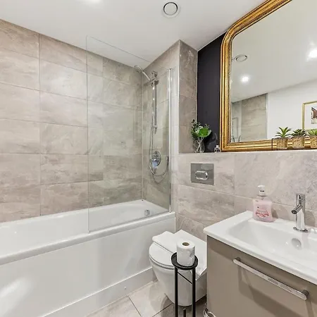 Minster View - Free Parking & Gym - Sleeps 6 Apartman *