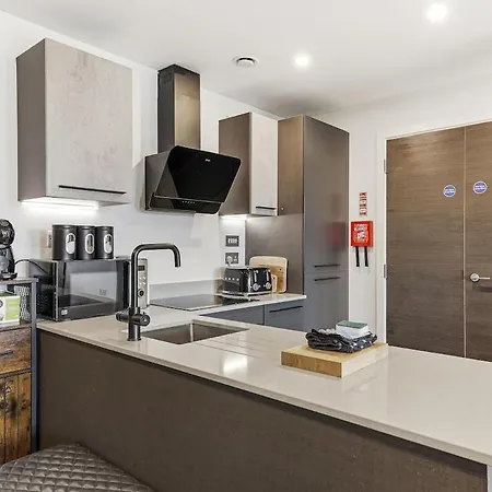 Апартаменты Minster View - Free Parking & Gym - Sleeps 6 *